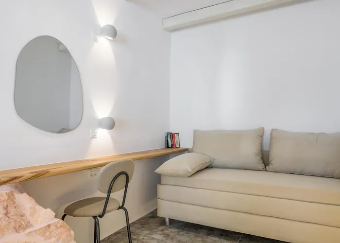 Welcome פולוניה